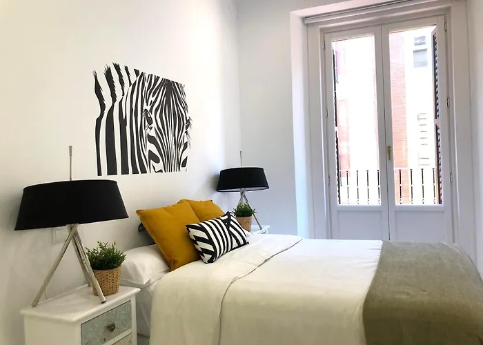 Apartamento De Diseno En Plaza Mayor