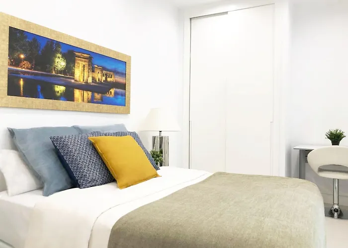 Apartamento De Diseno En Plaza Mayor